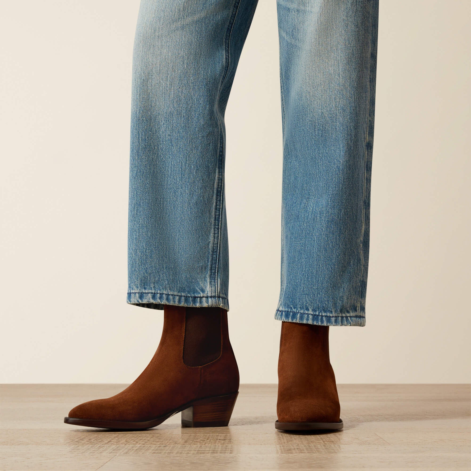 Ariat Ultra High Rise Cheyenne Yoke Tomboy Straight Leg Jean On Sale